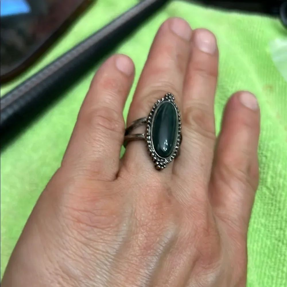 Elegant Silver and Green Oval Ring